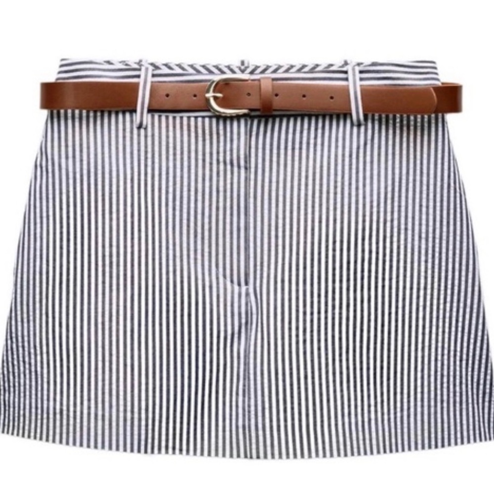 Zara striped skort in size small
